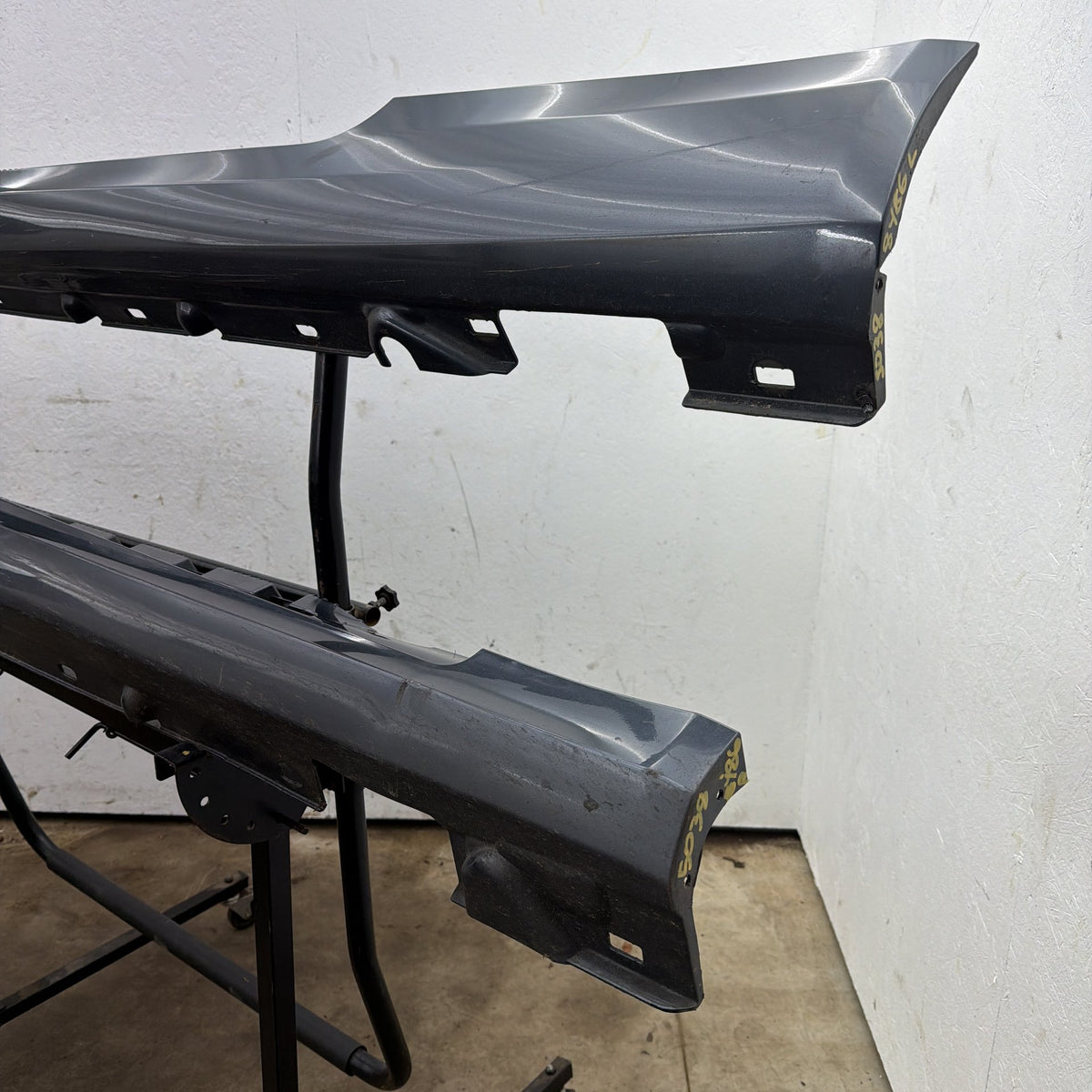 10-17 Mercedes E350 E550 W207 Coupe LH RH Rocker Panel Skirt Set A2076901540 OEM