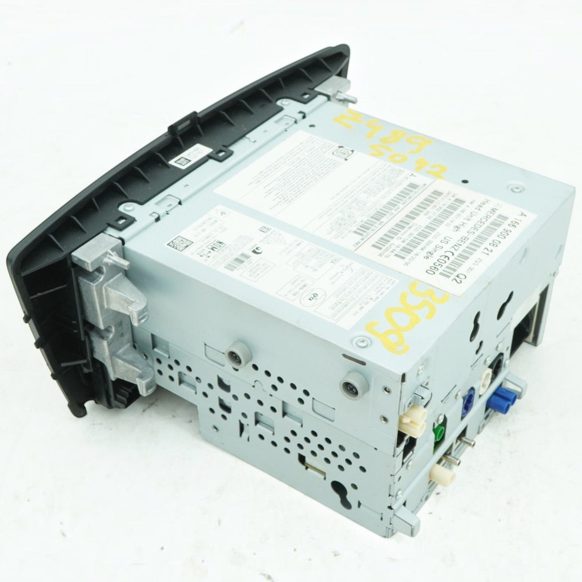 17-19 Mercedes GLS63 GLS550 GLS450X166 Stereo Head Unit Receiver A1669000821